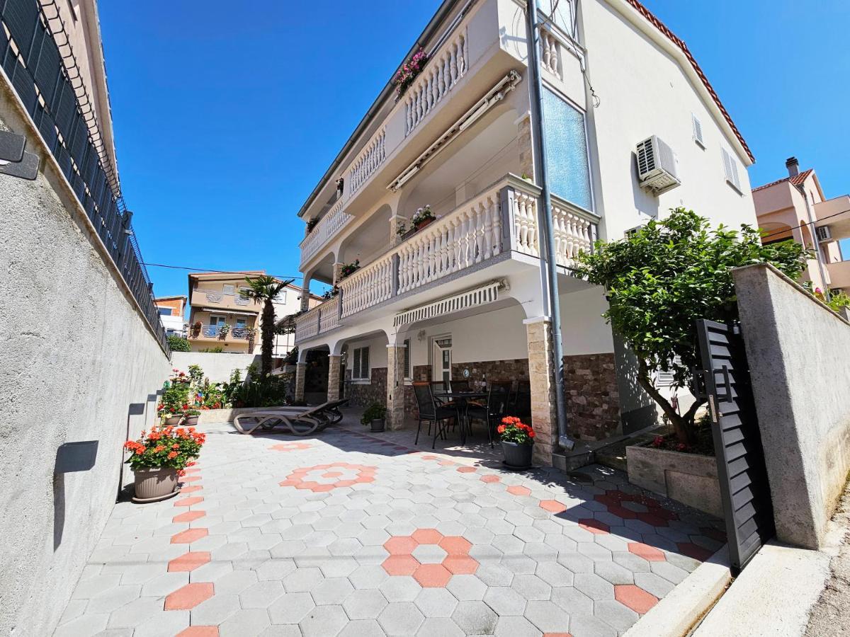 Modern 3Br Apartments In Zadar With Balcony Or Terrace, Free Parking & Ac 外观 照片