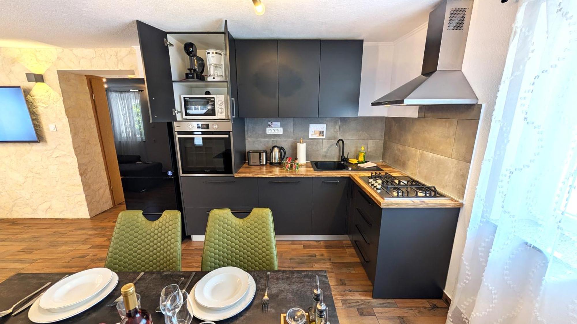 Modern 3Br Apartments In Zadar With Balcony Or Terrace, Free Parking & Ac 外观 照片